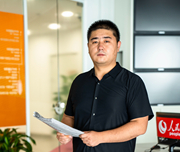 6.奮斗獎(jiǎng)：孫永新（第二黨支部、總編室）